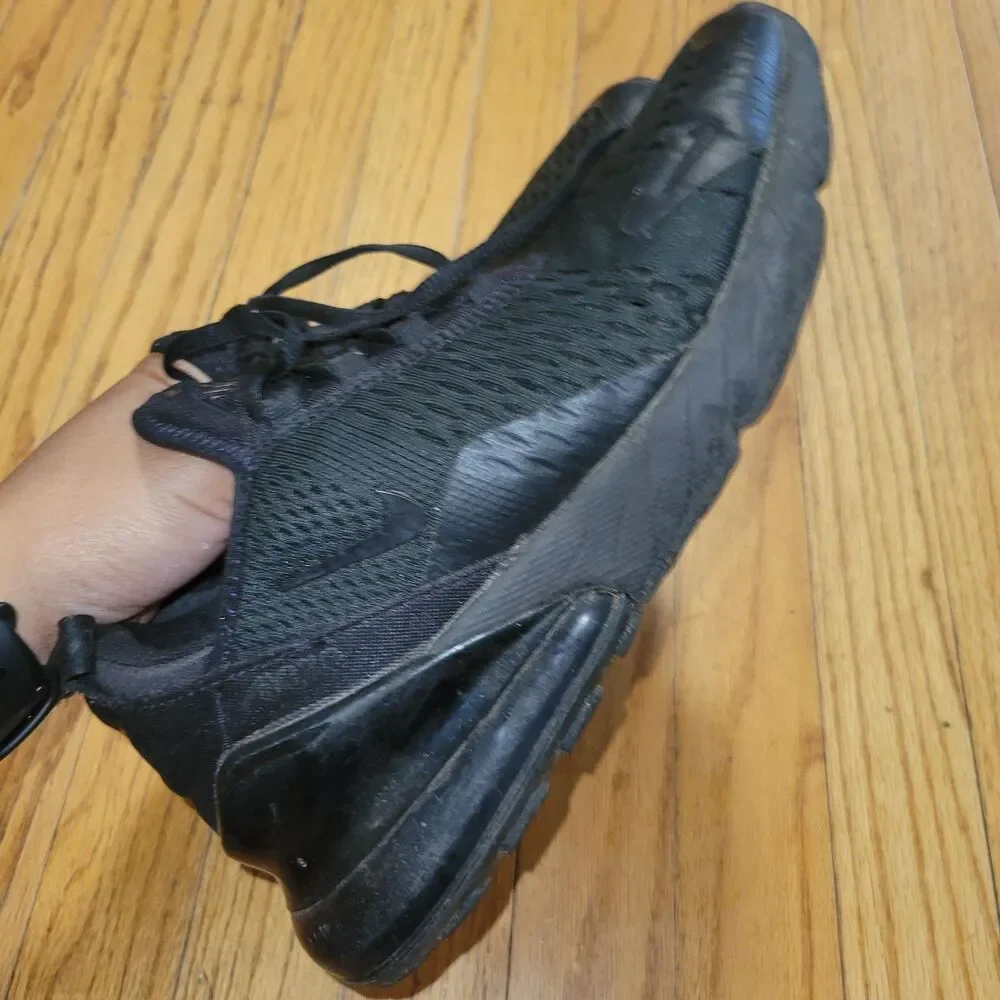 Nike Air Max 270 Size 6.5 YOUTH Womans 8 Sneaker Tripple Black Running Shoes